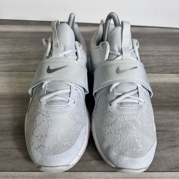 Nike Renew In Season TR12 training shoes Sneakers Womens 7 Workout Running Gym - Picture 4 of 7